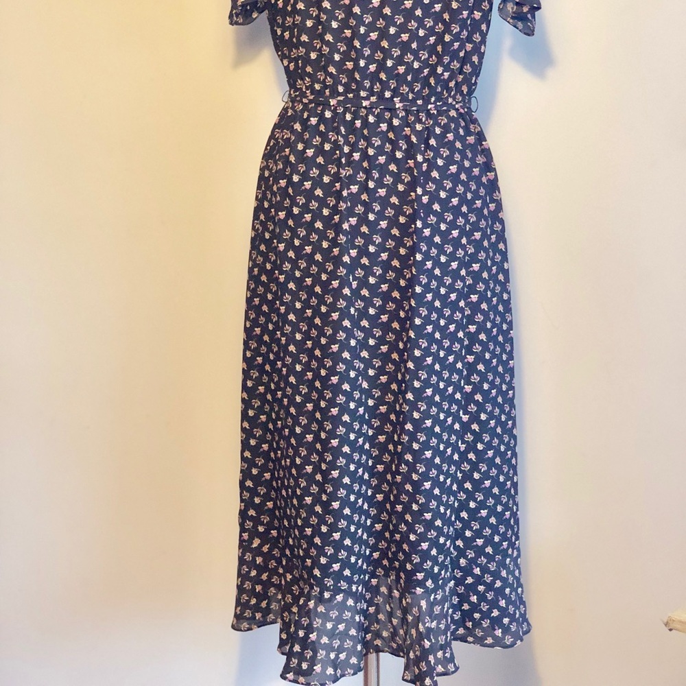 Loft Floral Cold Shoulder Dress - Picture 4 of 8